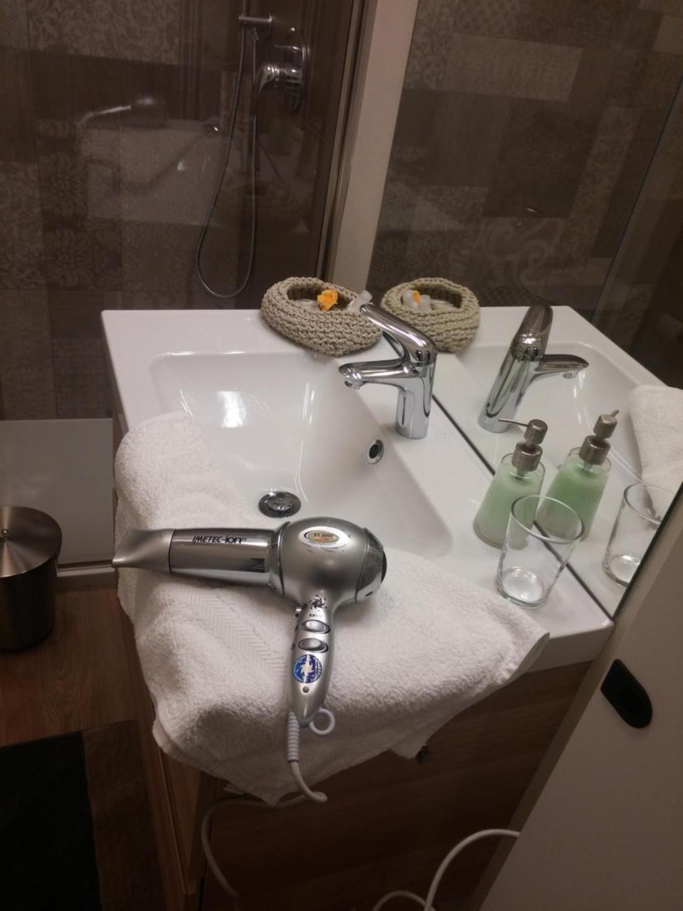 Casa Antico Borgo Di Varenna Appartement Buitenkant foto